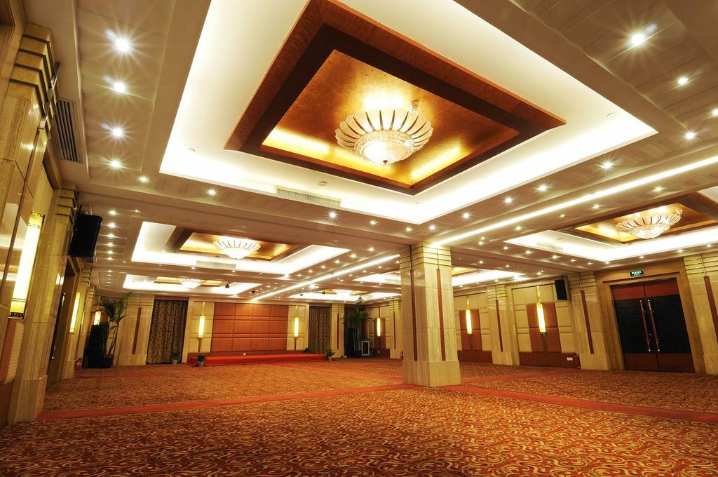Howard Johnson Wyndham Leonora Plzaz Šanghaj Exteriér fotografie